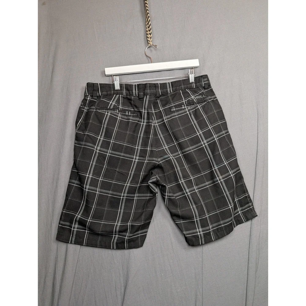 O'Neill Sterling Black Plaid Wide Leg Chino Shorts Men Size 38‎